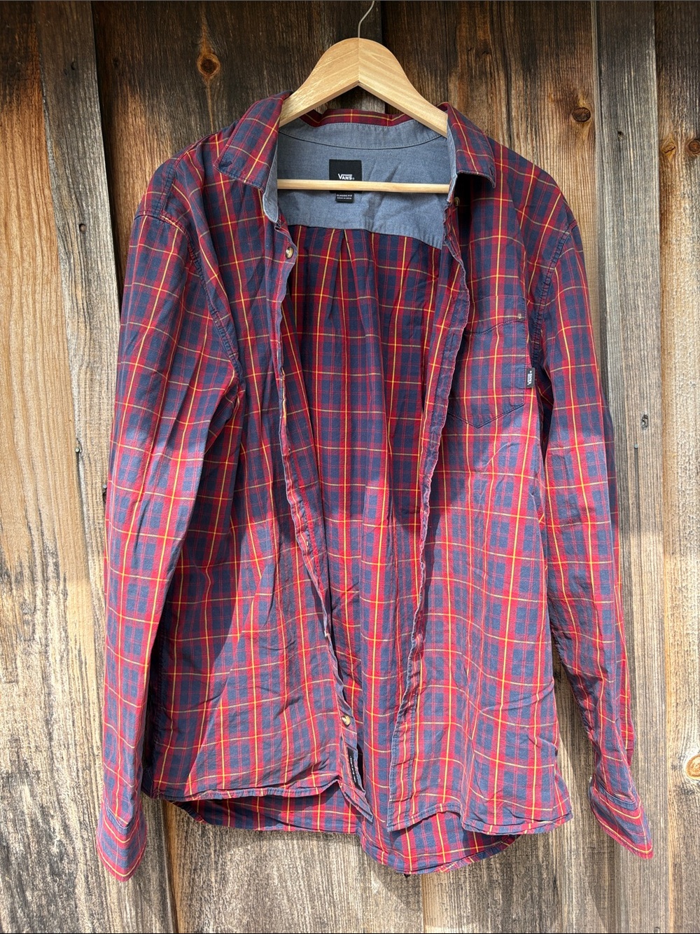 Vans 100% Cotton Men's Red and Navy Plaid Lightweight Shirt Jacket
